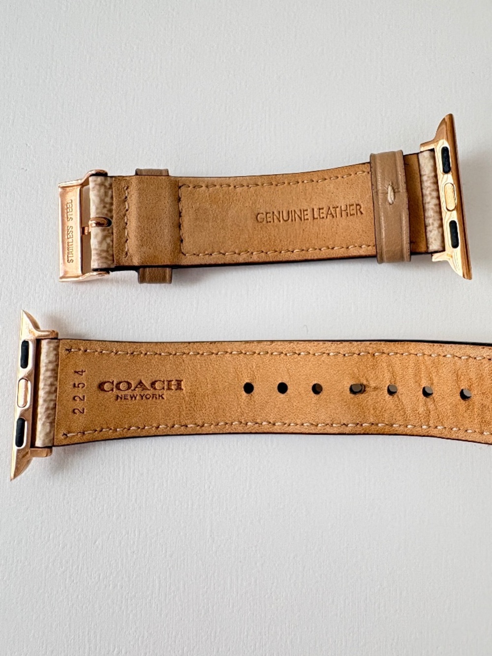 Coach Apple Watch Band 38/40/41mm Signature Canvas & Rose Gold Hardware - Picture 2 of 5